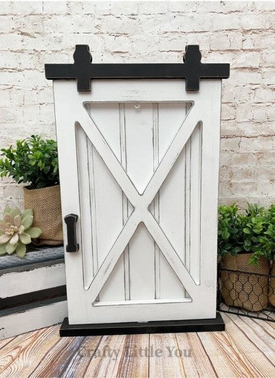 Base Seasonal Barn Door