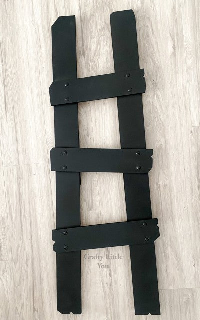 Base Porch Ladder